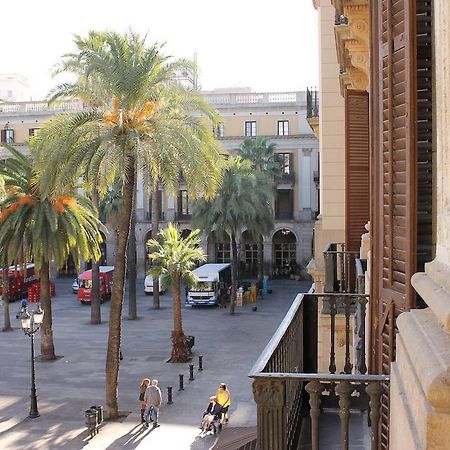 Pension Villanueva Barcelona Exterior photo